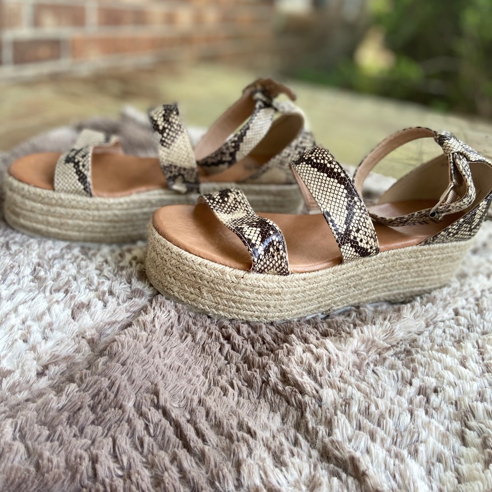 AMS snakeskin platforms